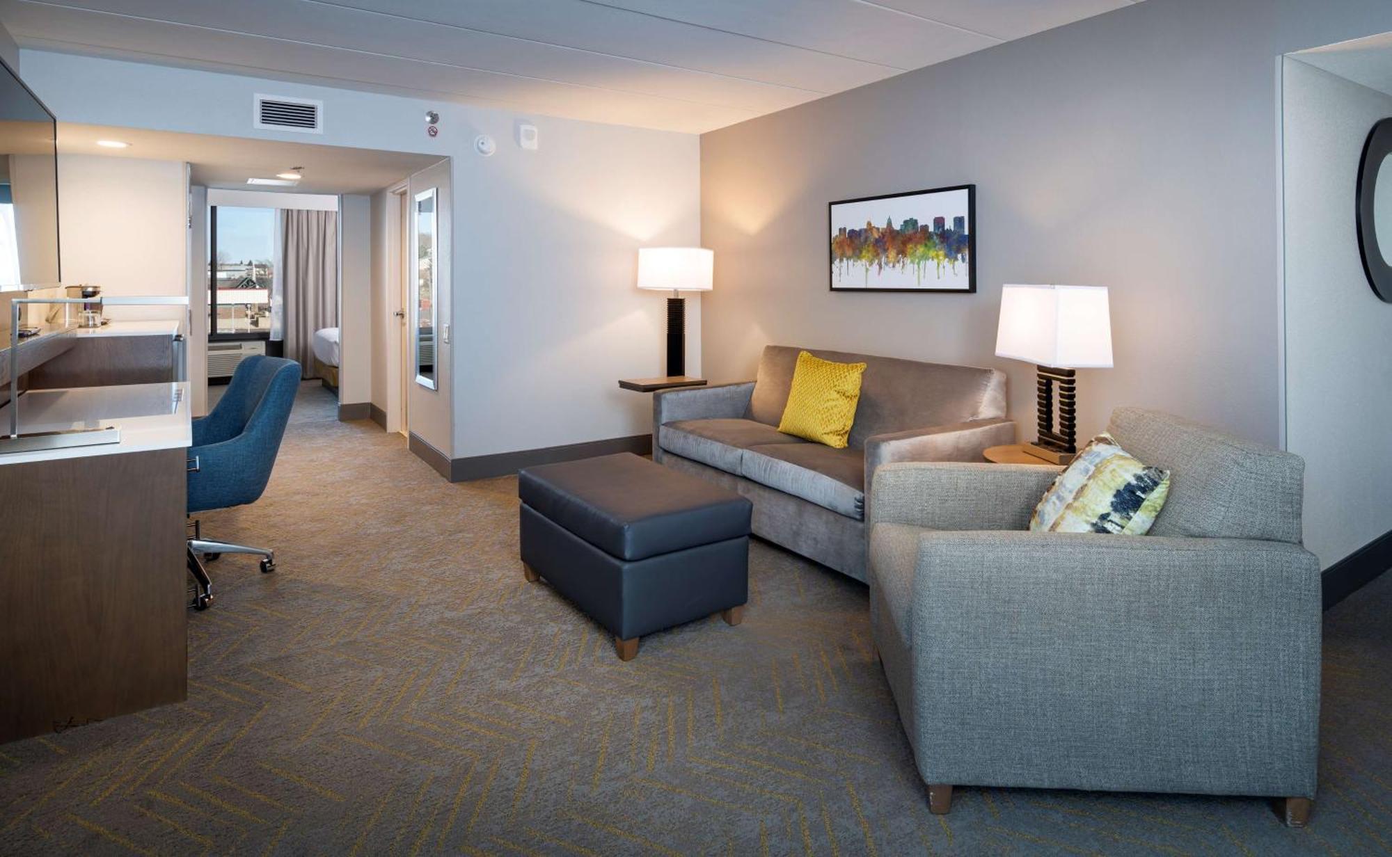 Doubletree By Hilton Madison East Hotel Buitenkant foto